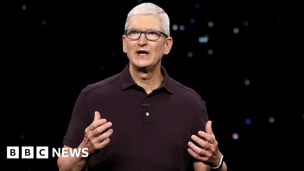 Tim Cook: 'No good excuse' for lack of women in tech – BBC