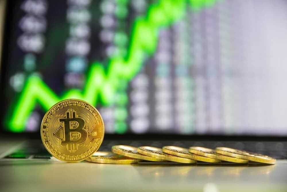 Cryptocurrency market starts 2023 by reclaiming $800 billion market … – Finbold – Finance in Bold