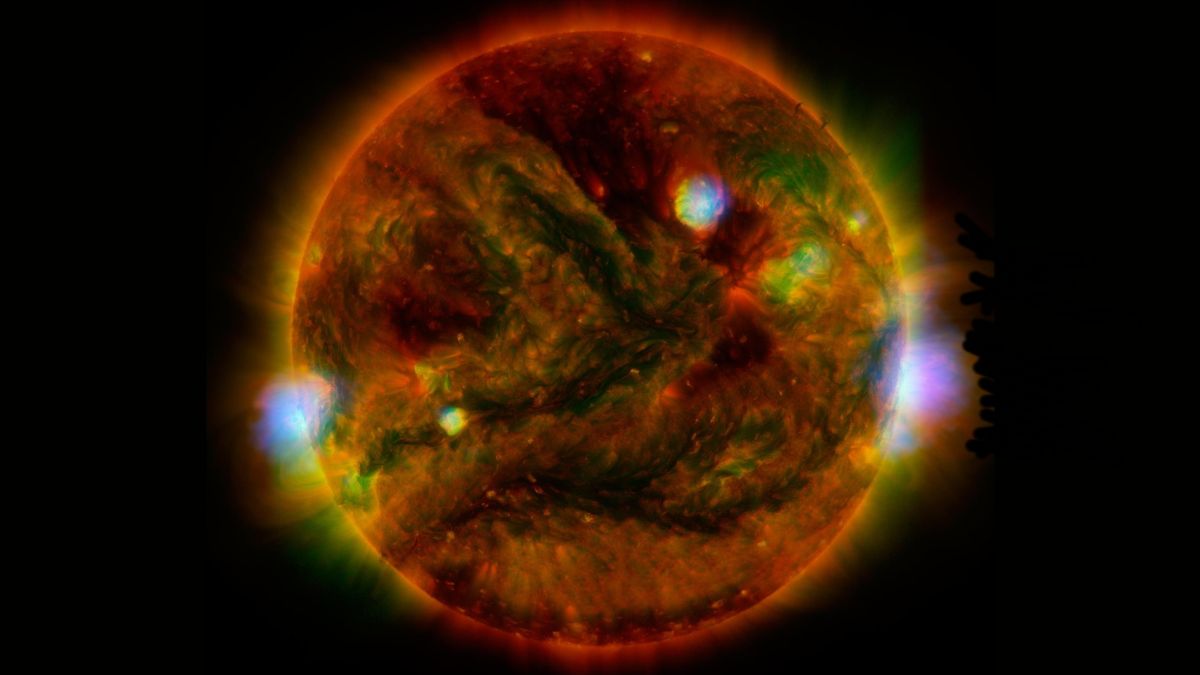 Is the sun a node in a gigantic alien space internet? Scientists … – Livescience.com